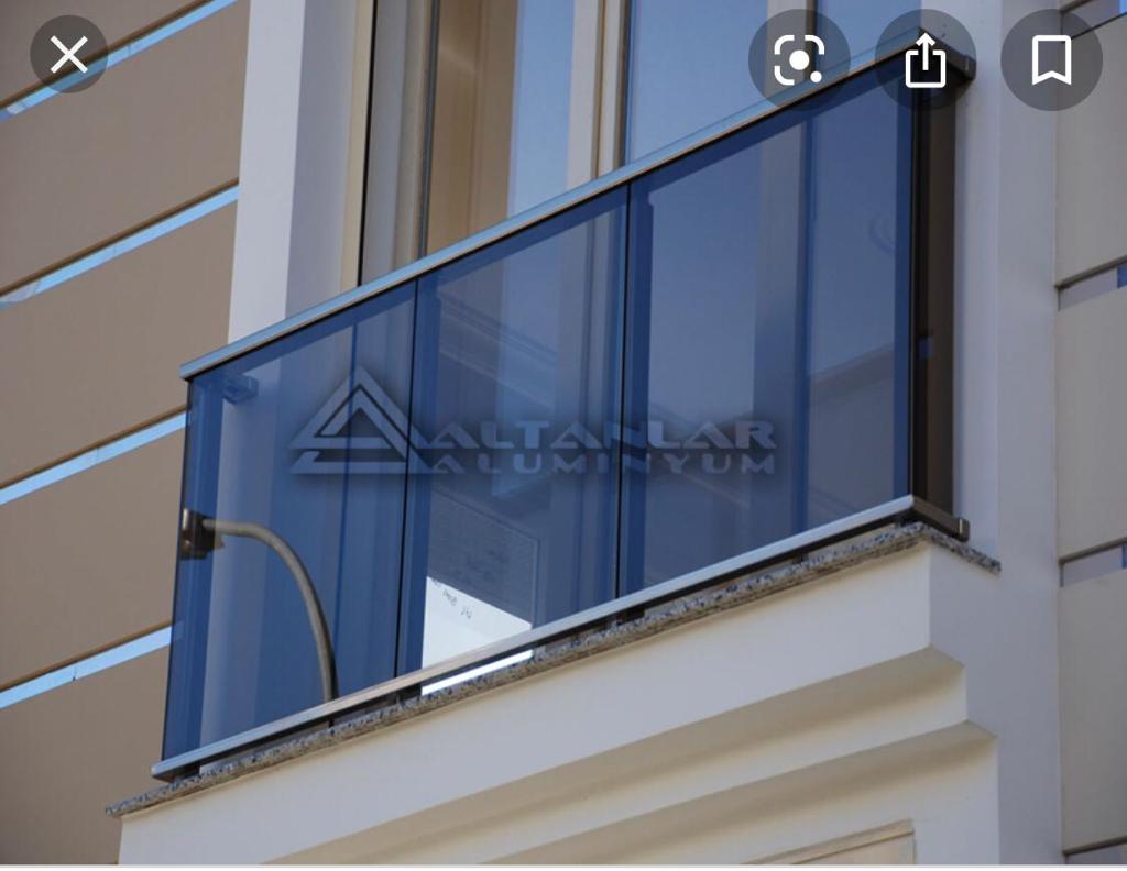GARDE-CORPS EN VERRE 8310