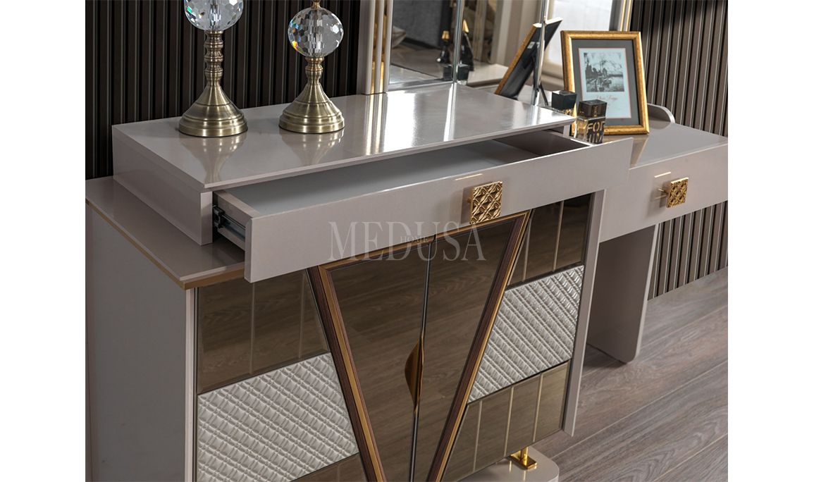 Bahar Yatak Odası