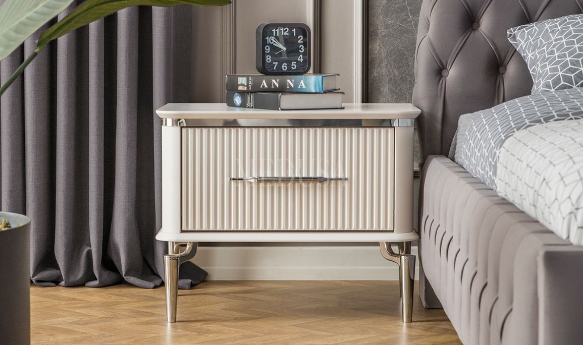 Royal Silver Karyola