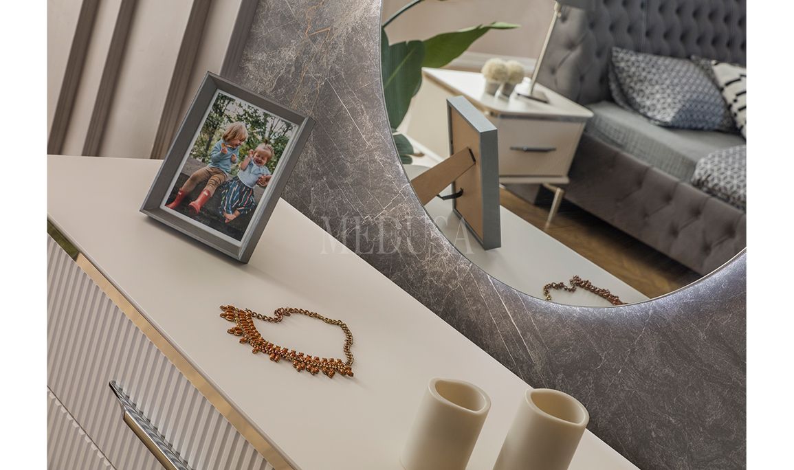 Royal Silver Şifonyer