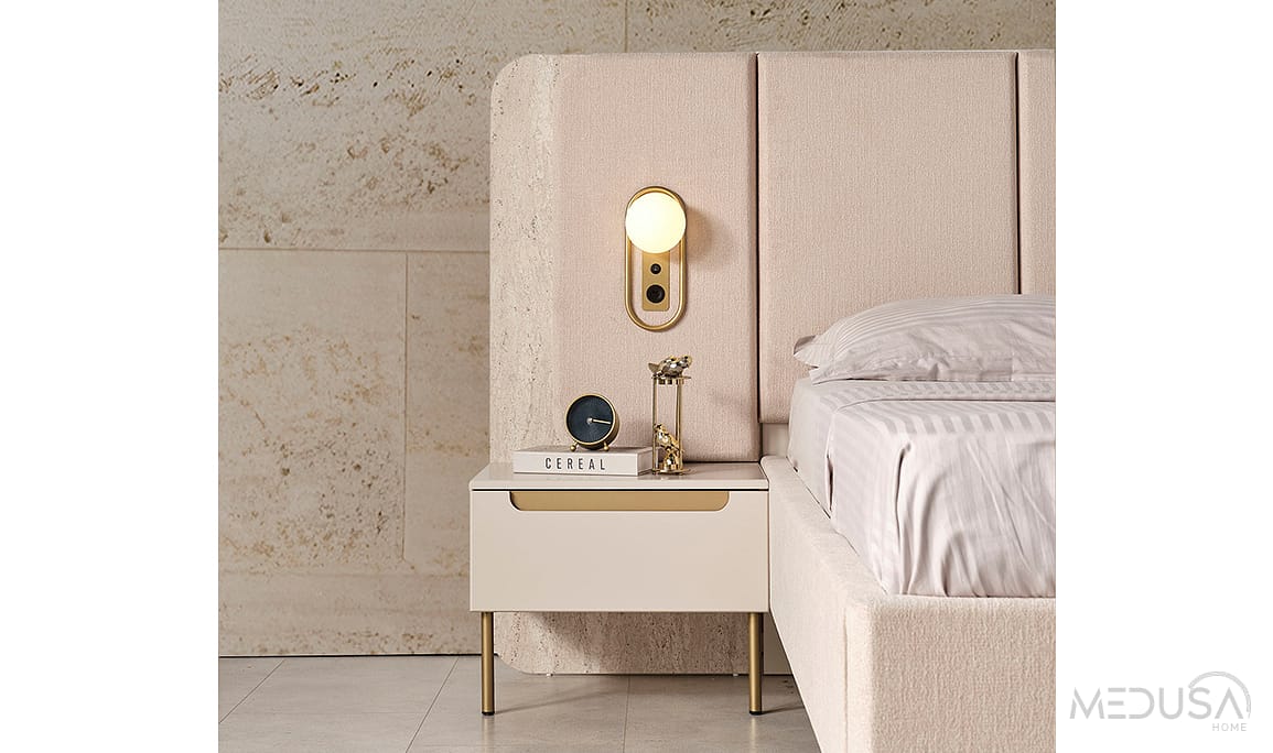 Zara Gold Komodin