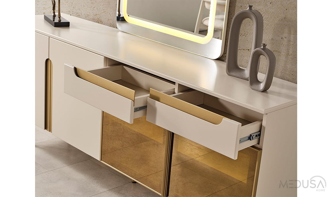 Zara Gold Konsol